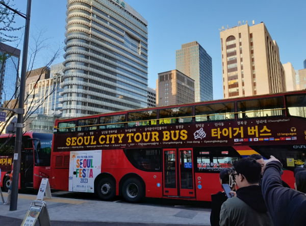 서울시티투어버스 이름은 타이거버스