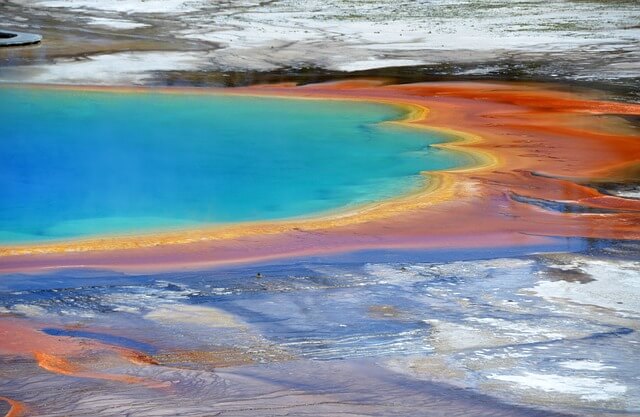 grand-prismatic-spring