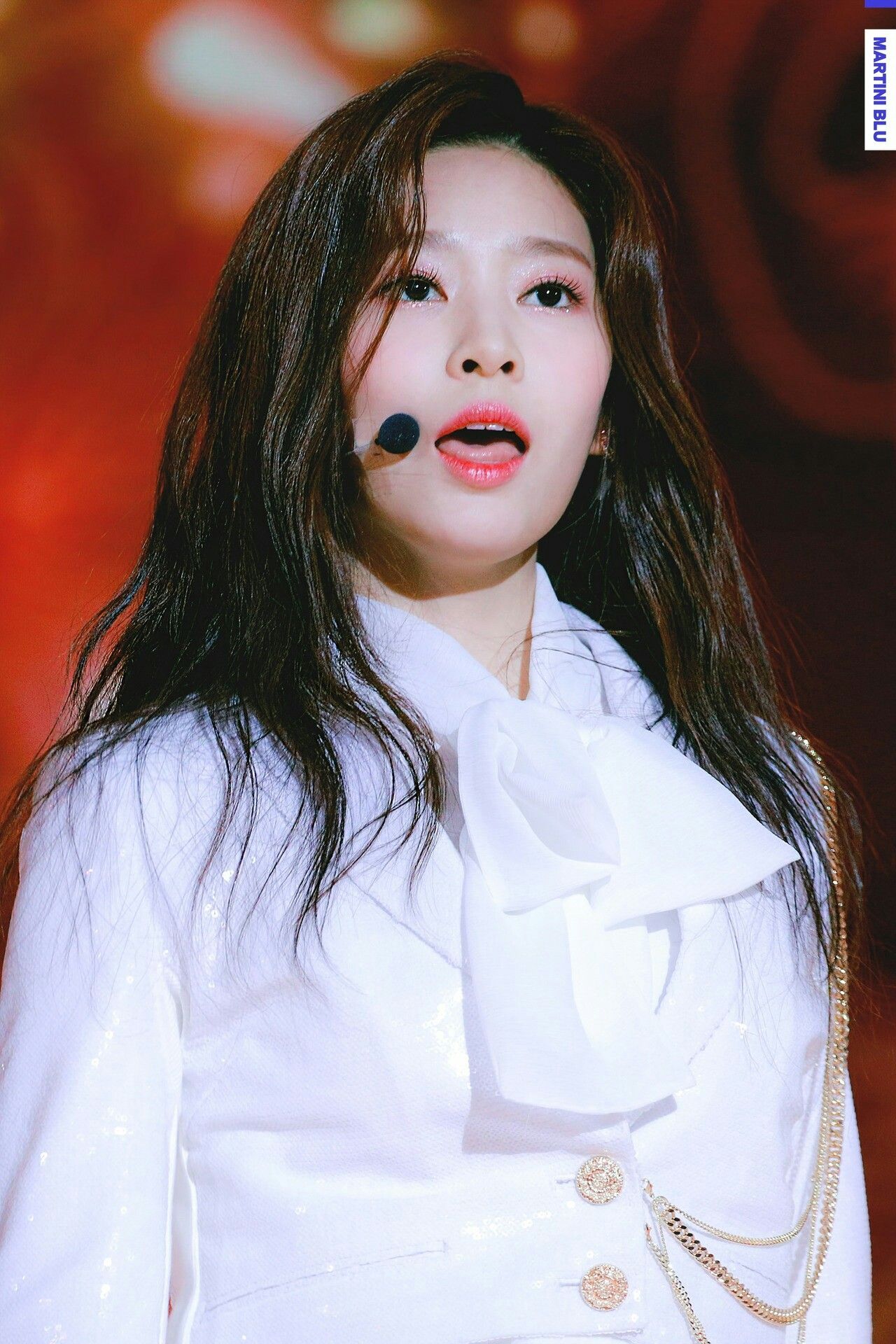 아이즈원 김민주 최애사진