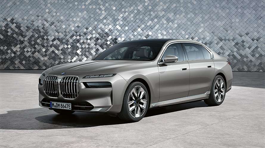 BMW i7 7