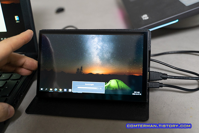 7인치 IPS 터치모니터 밝기 설정