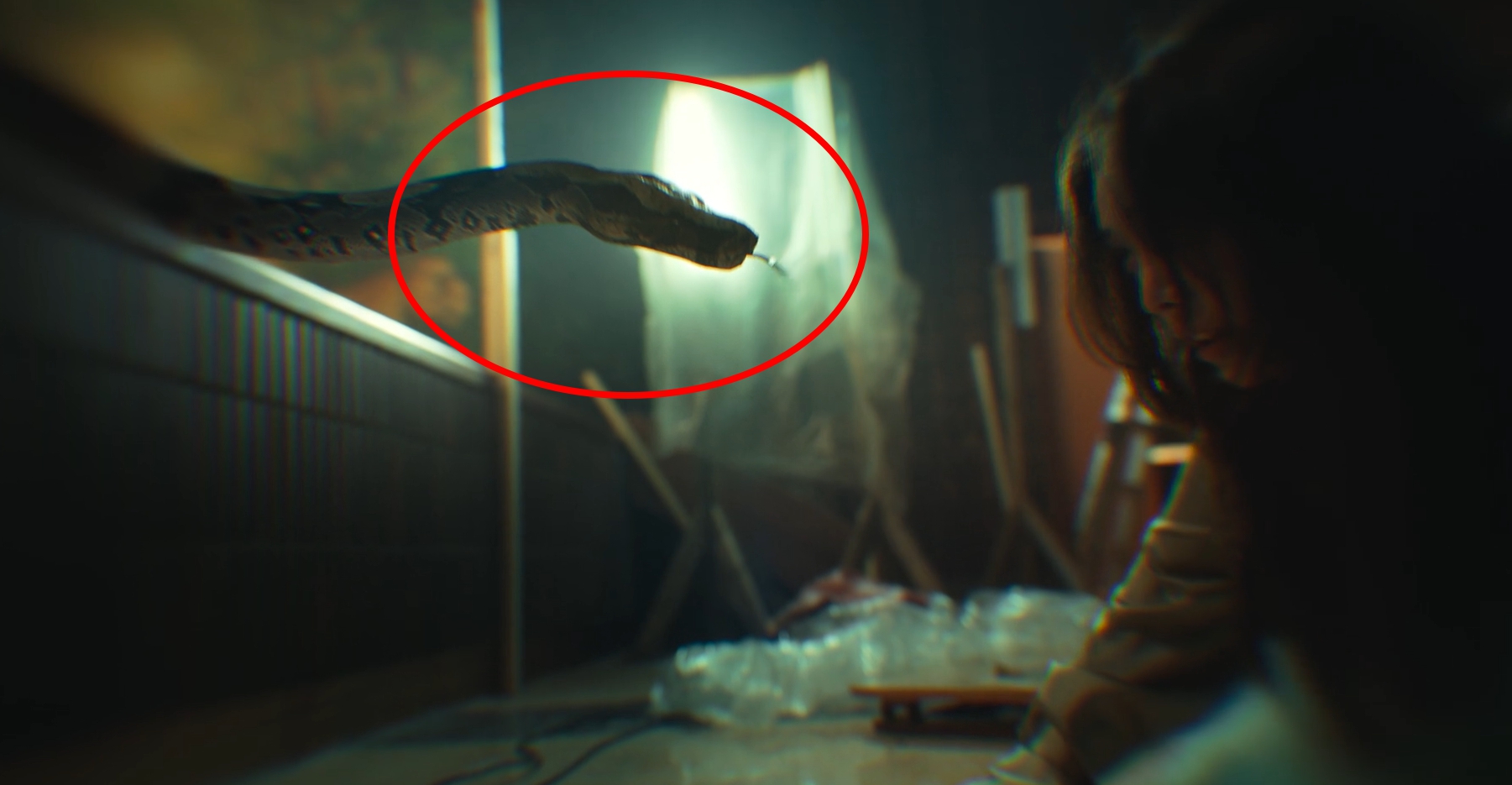 더 글로리 파트2 12화 이사라 손명오 교회 야스 장면 의미 뱀