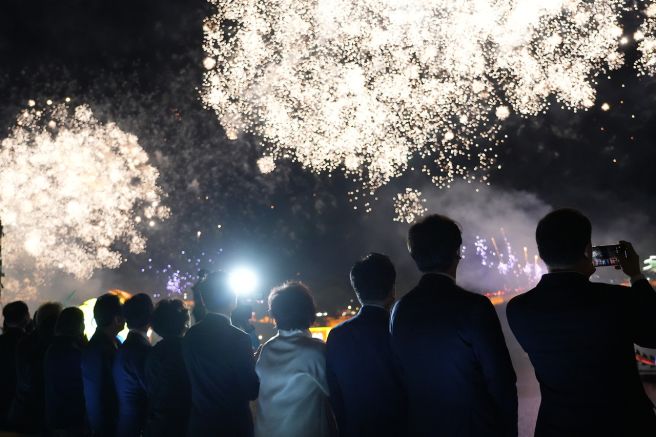 진주 남강 유등축제 2024 , 구경할거리, 먹거리, 주차 꿀팁 총정리