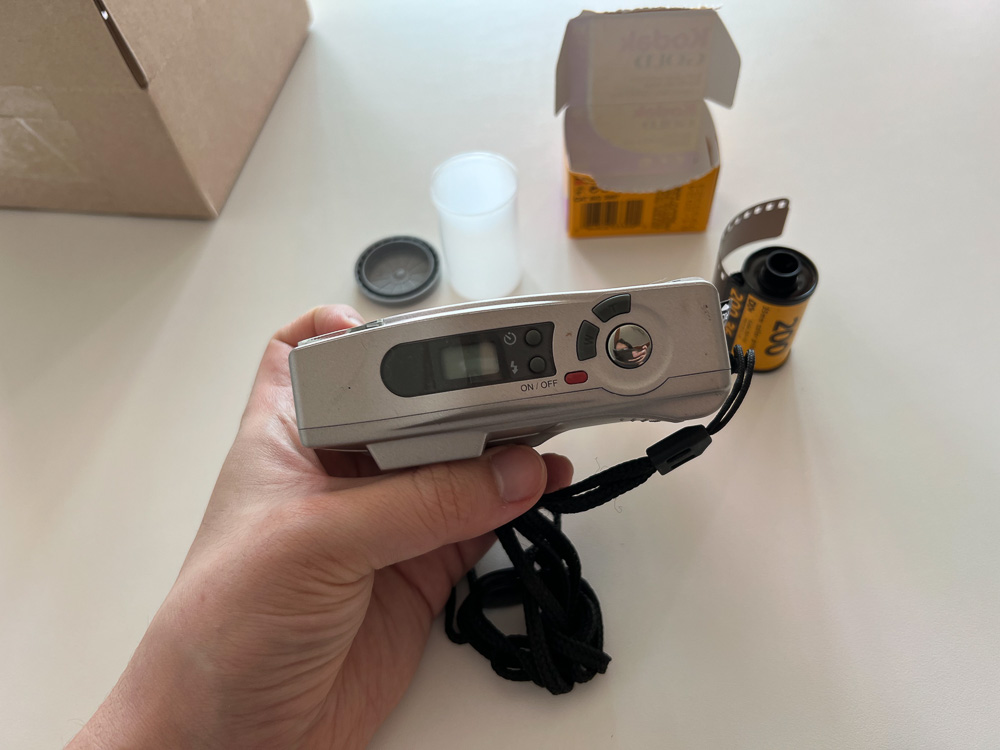 삼성필름카메라-ZENA-66S-상단