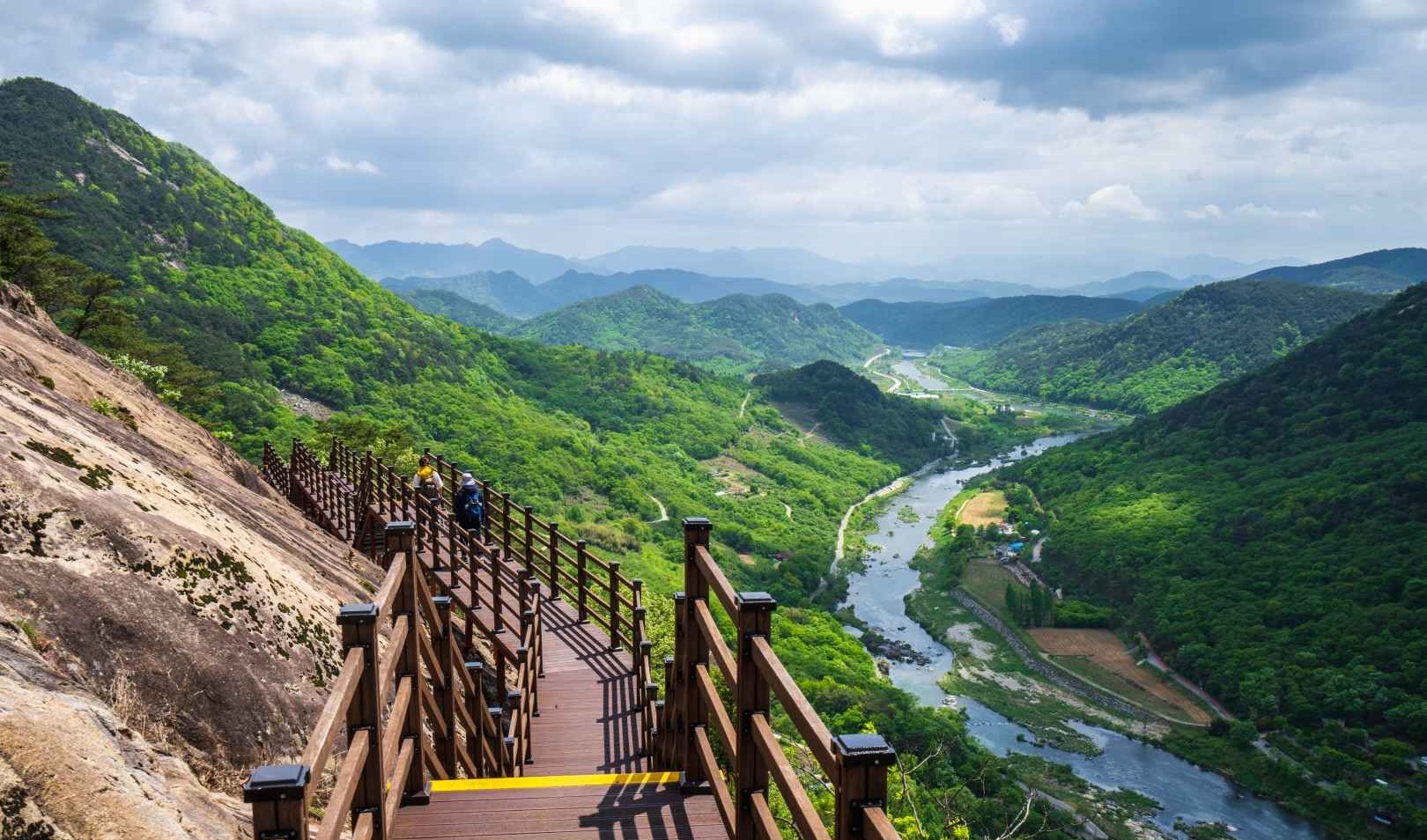 용궐산하늘길