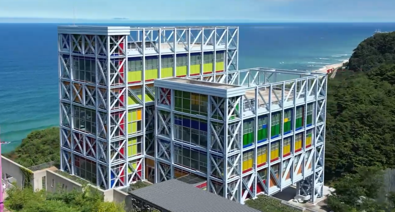 하슬라야트 월드