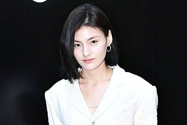 배우-김용지