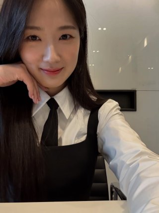 김혜윤의 파격 변신