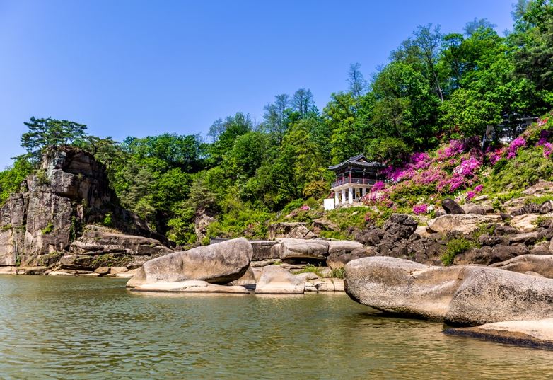고석정