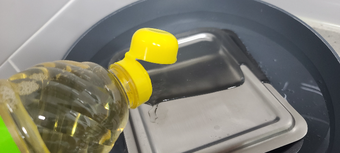 스테인리스 식기 프라이팬 세척법 식용유 키친타올 연마제 제거 식초사용