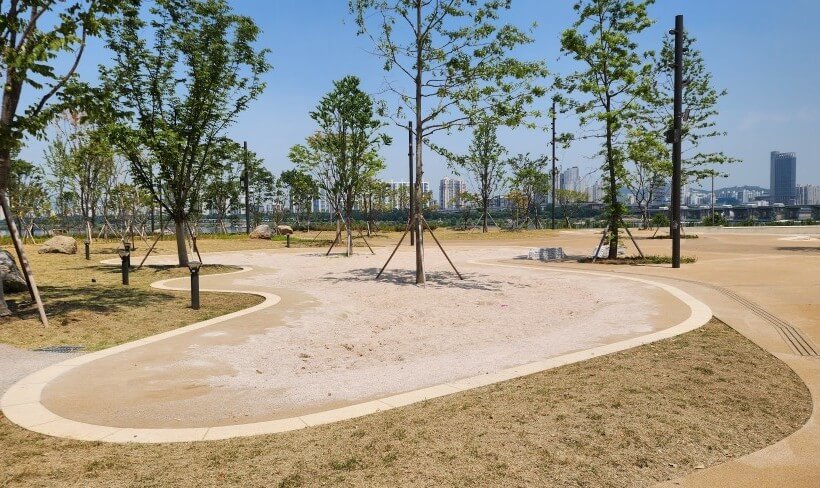 잠실 자연형 물놀이장