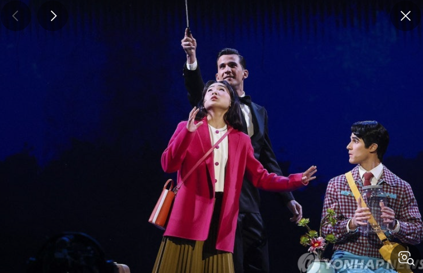 토니상 6관왕 어쩌면 해피엔딩 한 장면