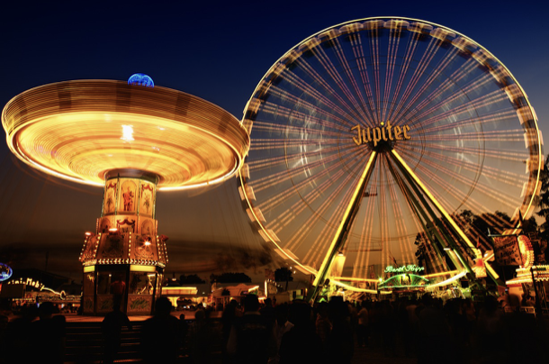 관광지에서 유령지가 되기까지: 무너진 테마파크와 폐허가 된 마을들