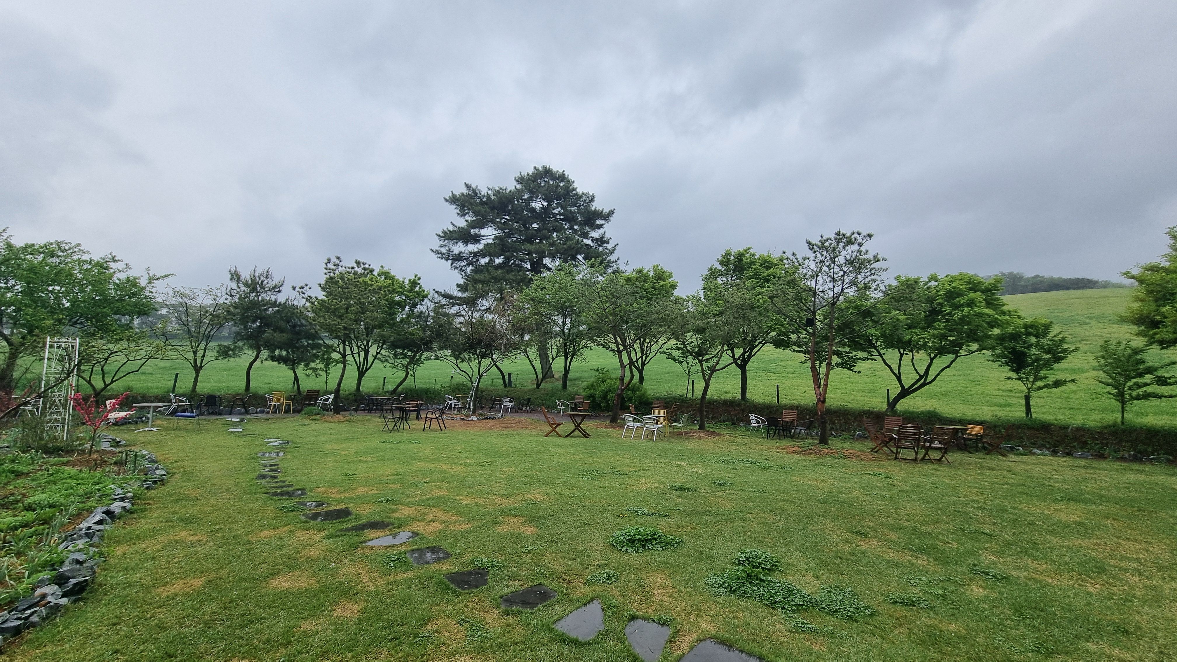 서산목장 뷰 흰당나귀카페