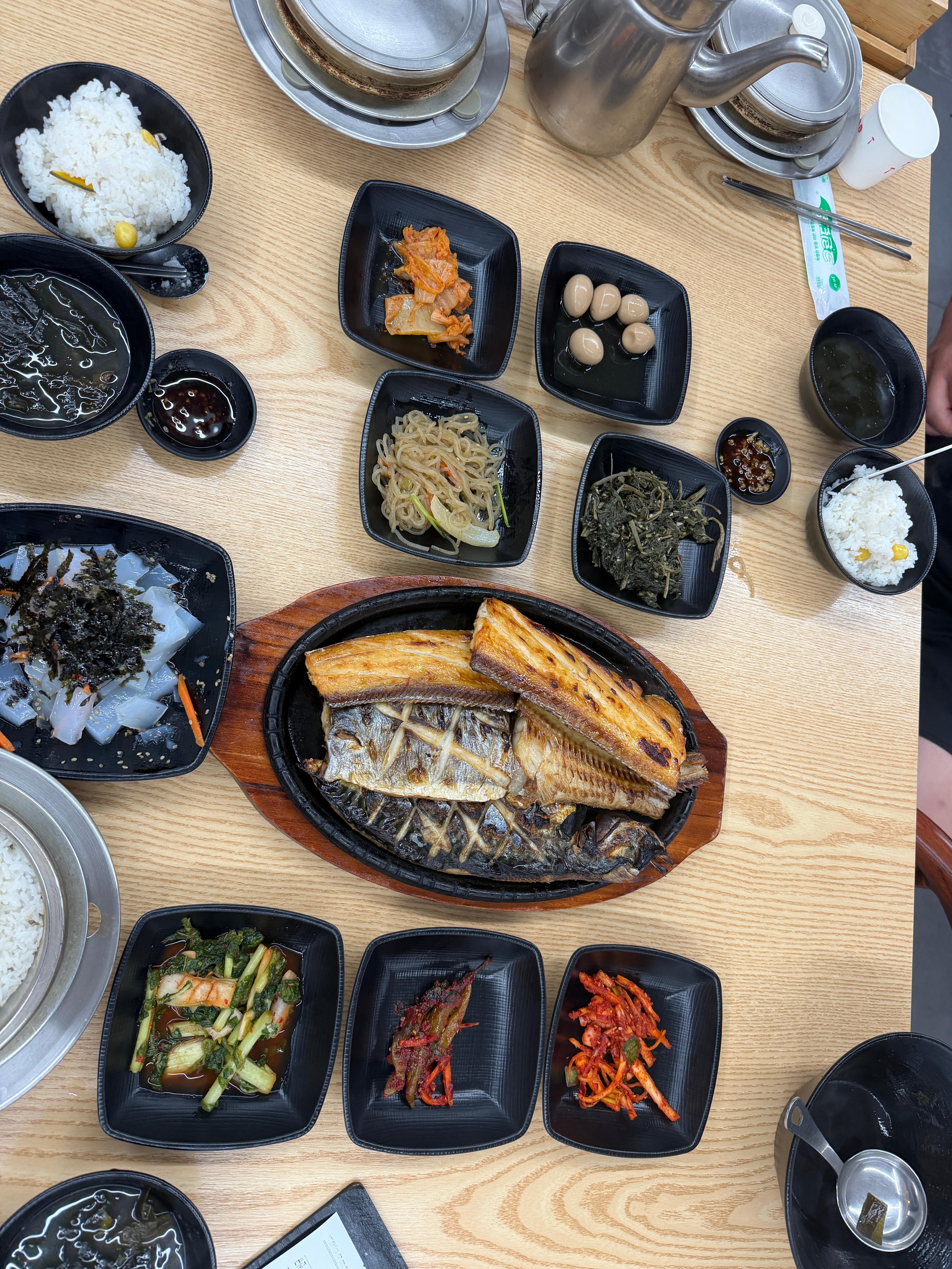 생선구이 3인 밥상 차림