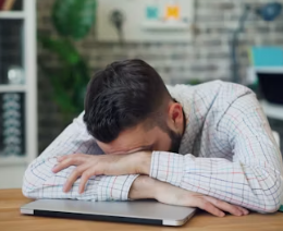 편두통 원인 증상 없애주는 간단한 습관 5가지