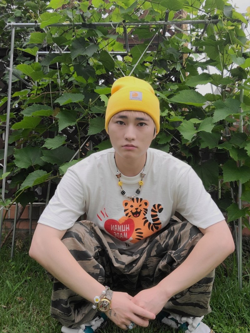 휴먼메이드 연예인 착용