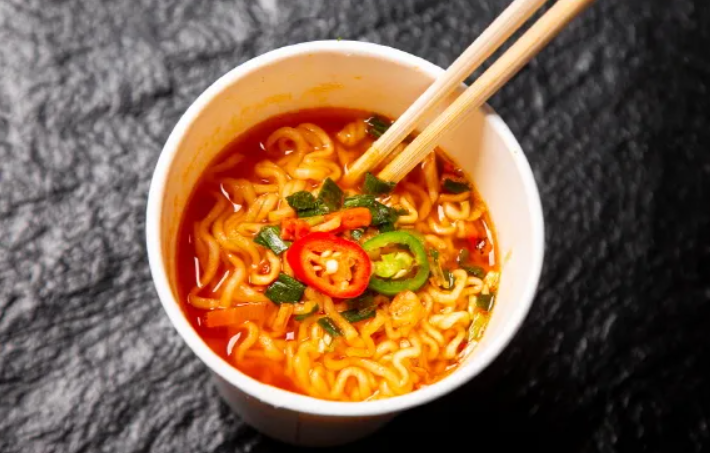 컵라면 요리 관련 사진