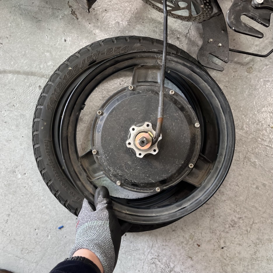 전기자전거 수리 수원: 타이탄300-타이어 펑크 교체, 에코드라이브, ECODRIVE TITAN 300 AS, 화성 동탄 오산 광교 용인 안양 안산 군포 분당