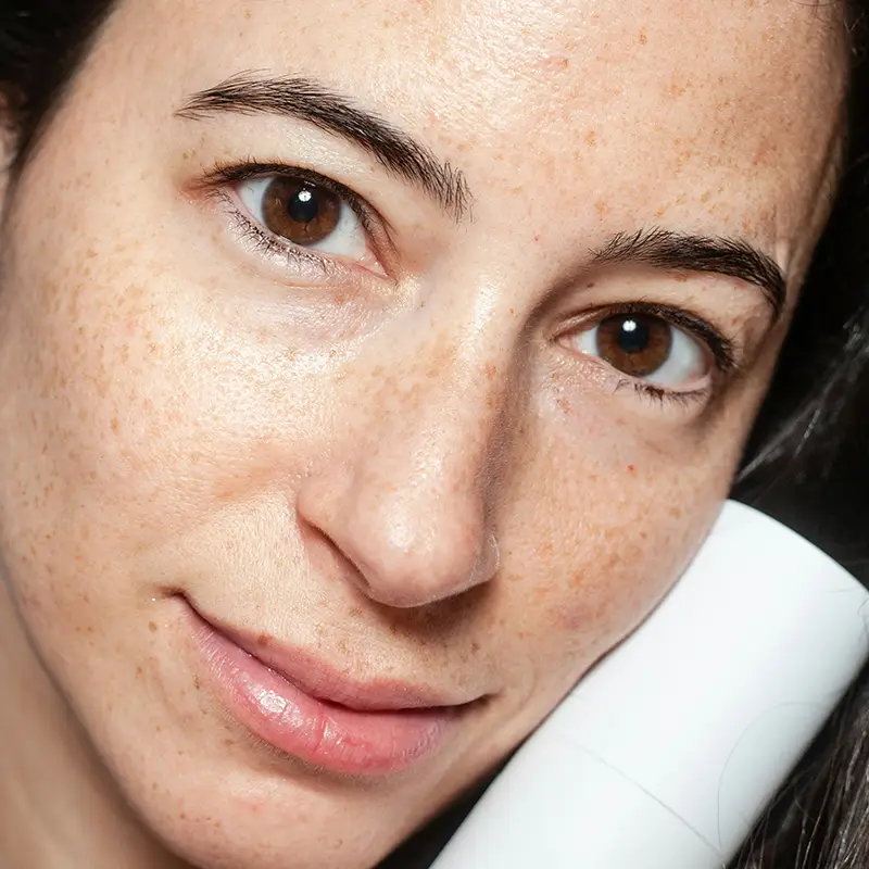 중년 여성 피부장벽 무너질 때 생기는 기미·잡티, 이렇게 회복하세요