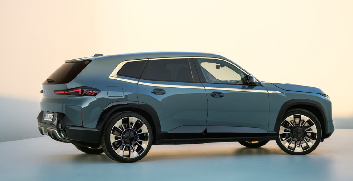 BMW XM