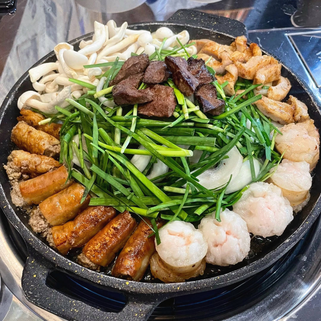 벽돌곱창 지웰복대점