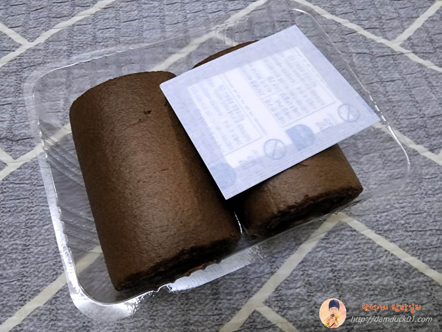 돌아온 로켓단 초코롤과 띠부띠부씰