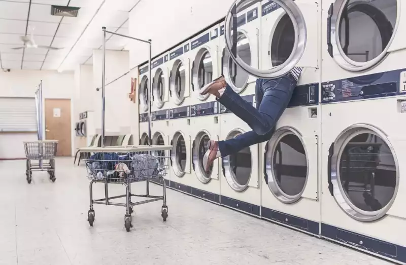 빨래 꿉꿉한 냄새 날 때 대처법