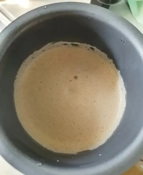 우유가 담긴 사진