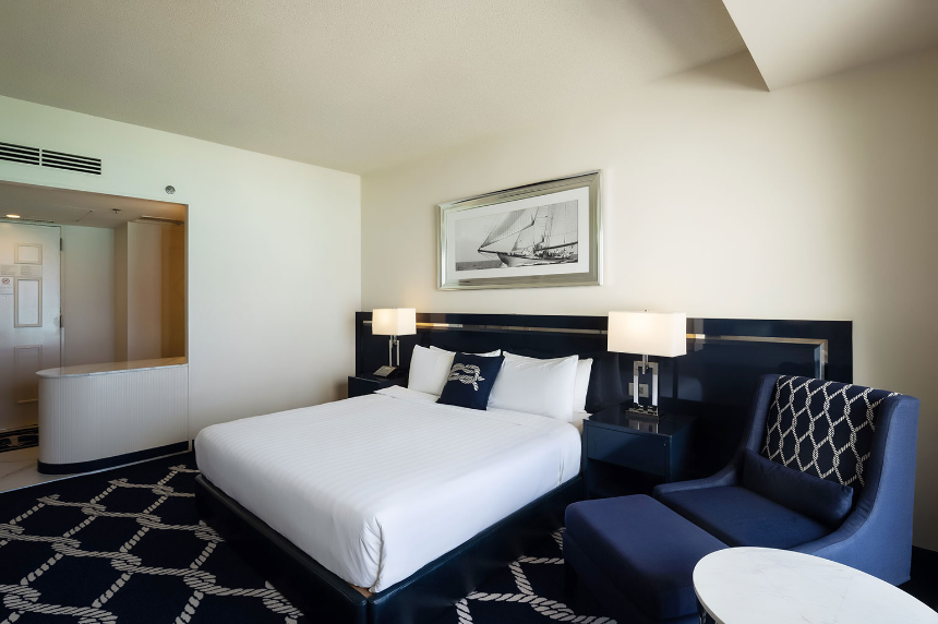 로얄 디럭스 오션프론트 룸