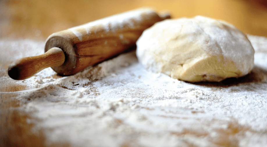 정제 탄수화물의 중독성과 건강한 대안, 대표적 정제탄수화물 밀가루 반죽과 밀대