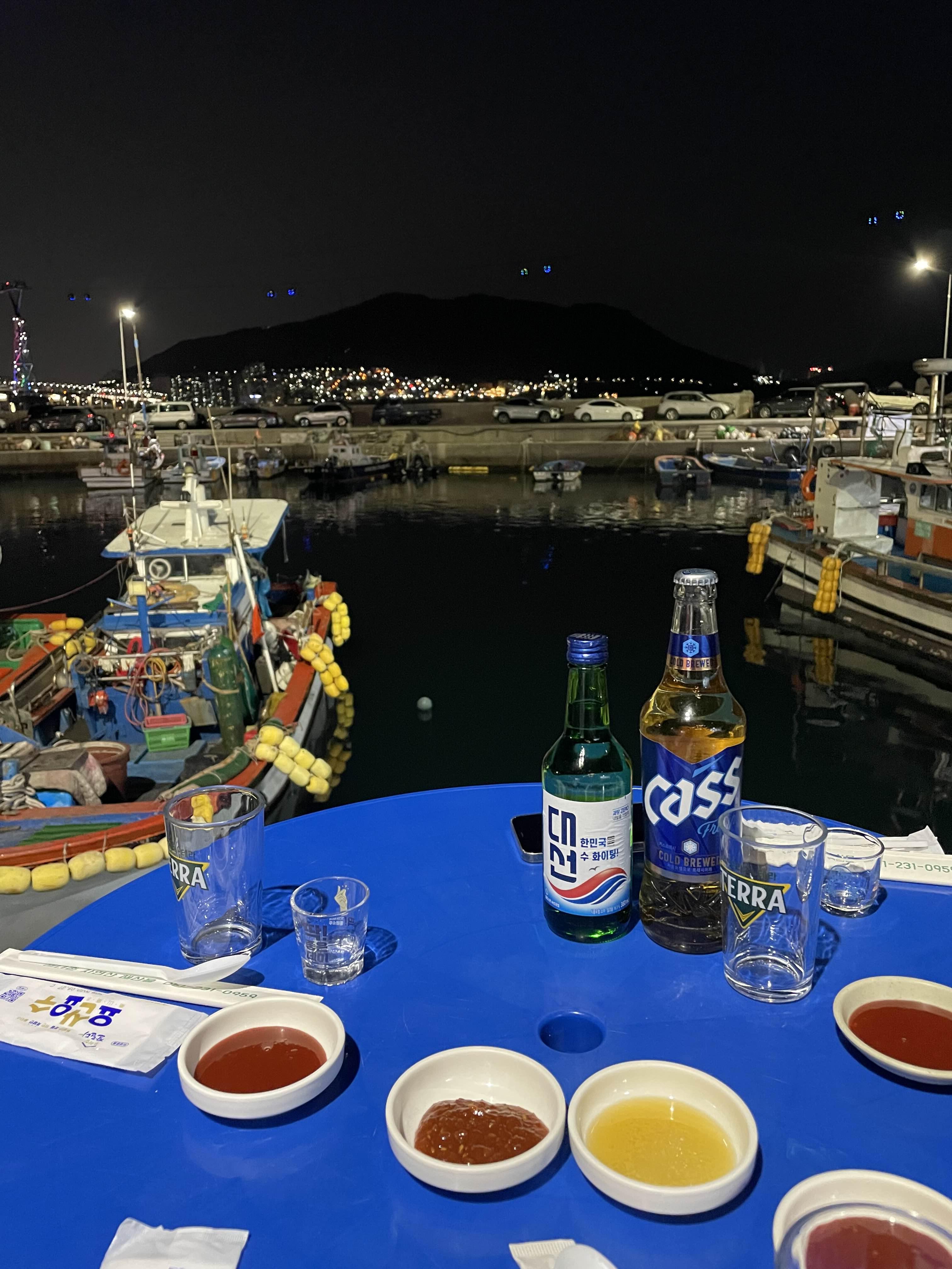 밤바다와 소주&#44; 맥주