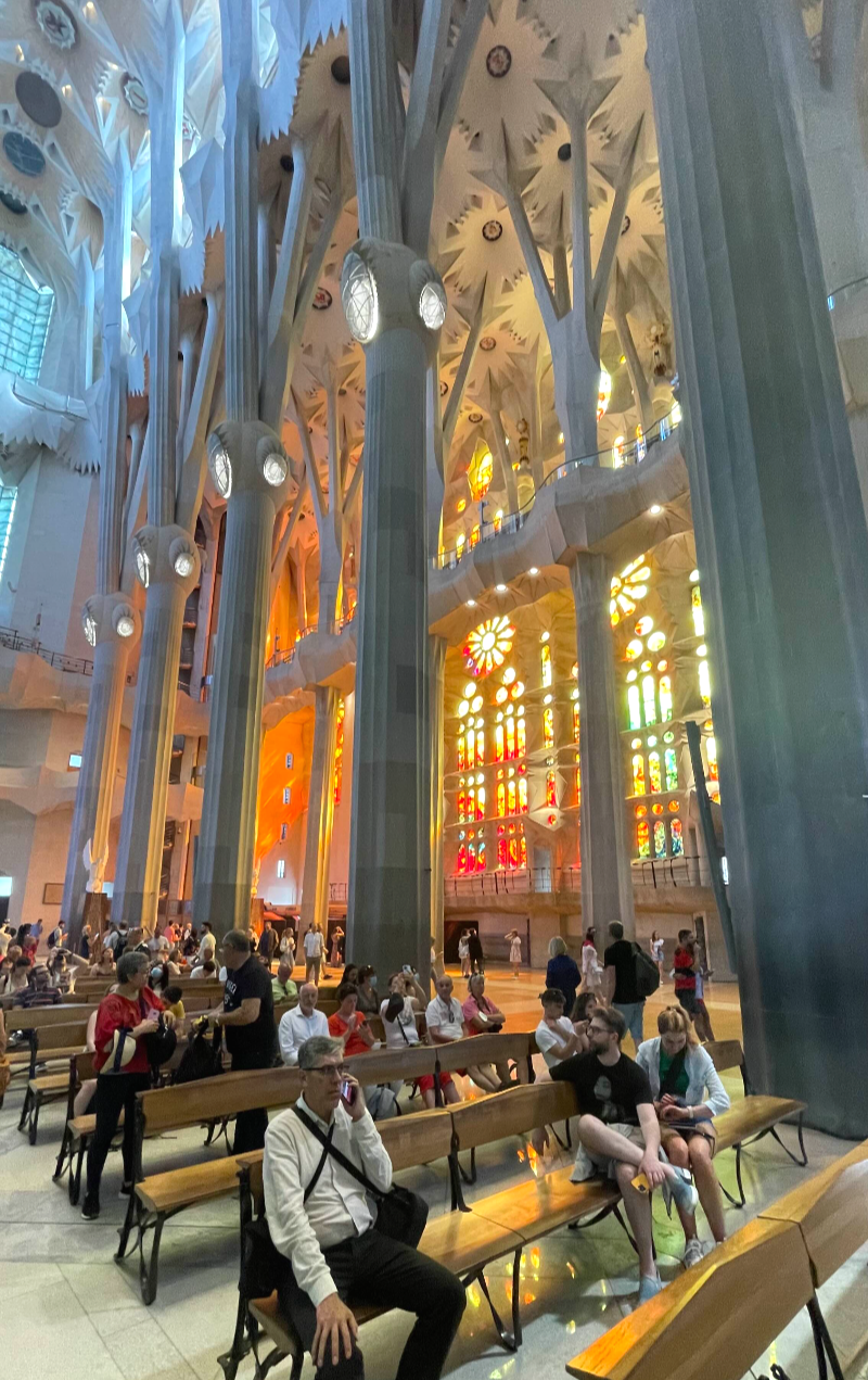 성당 내부공간-스테인드 글라스