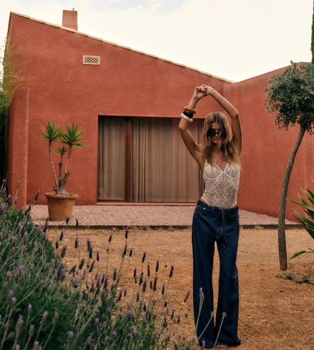 2024년 여름 휴양지 패션 트렌드 TOP 5_시스루