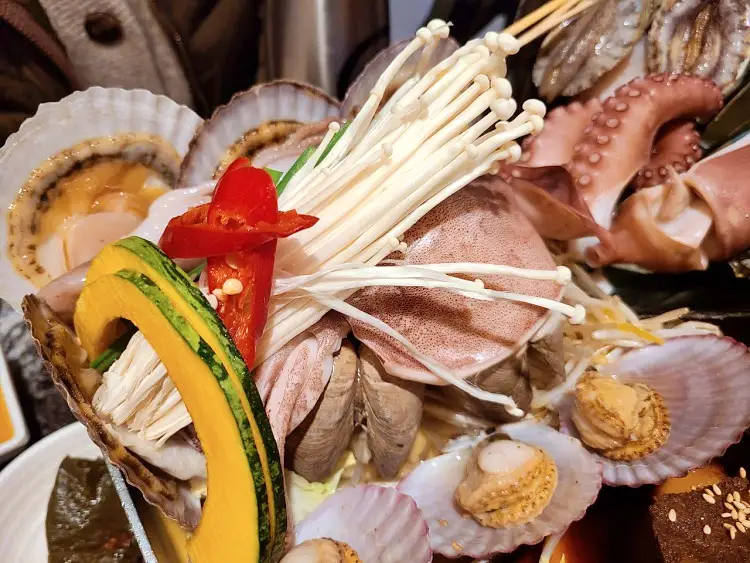 투데이 맛있는 메뉴 여름 보양식 시원한 조개찜과 달콤한 갈비찜의 환상적인 궁합 조갈찜 맛있는 식당 추천 부산 해운대 맛집