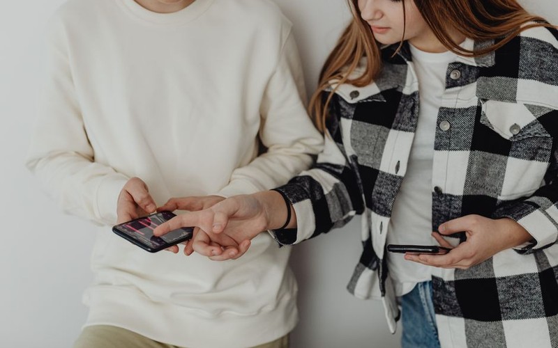 갤럭시 와이파이 설정 방법 총정리: 비밀번호 없이 QR 코드 공유 및 자