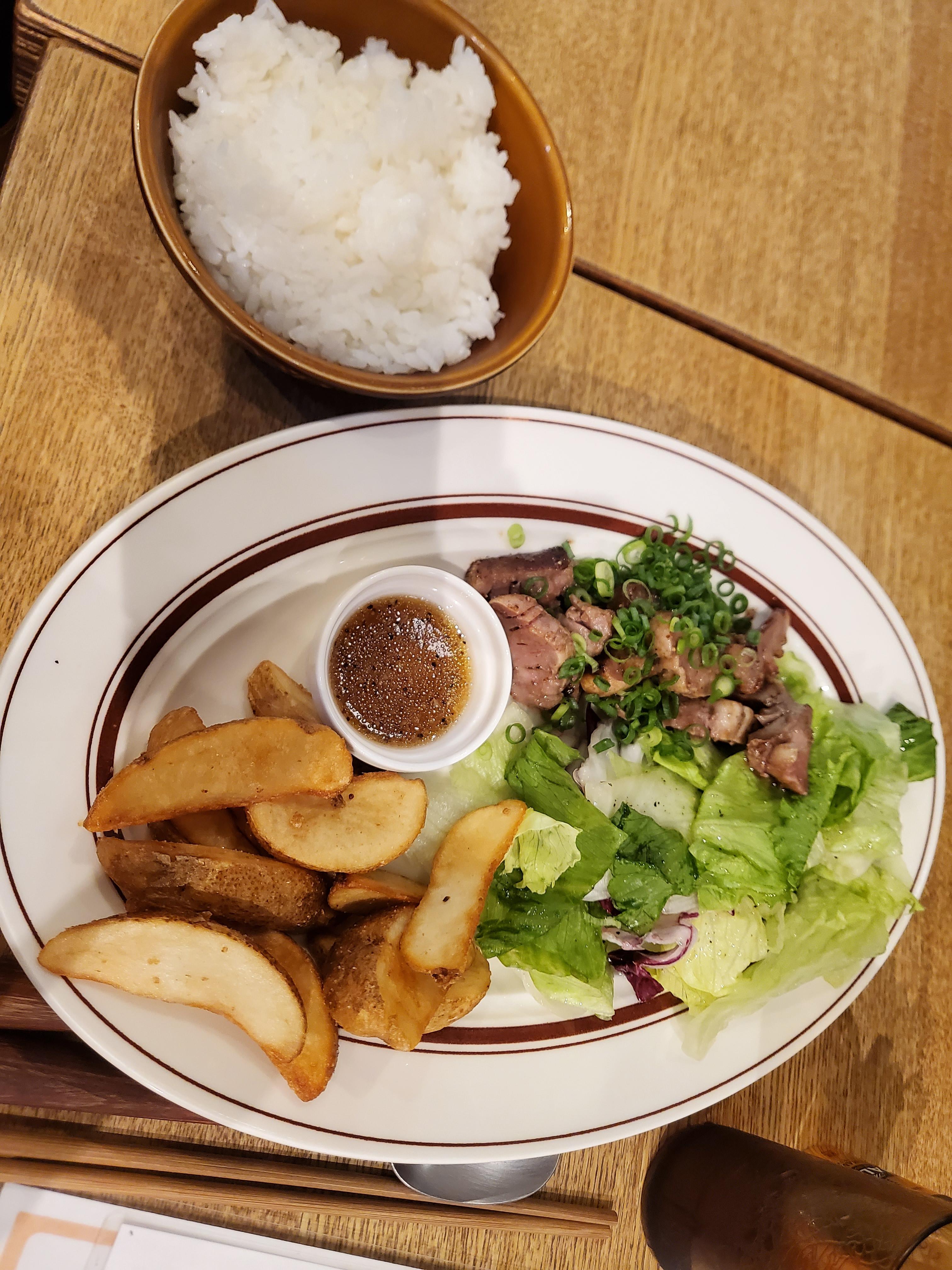 모쯔비스토로 하카타점 스테이크 정식