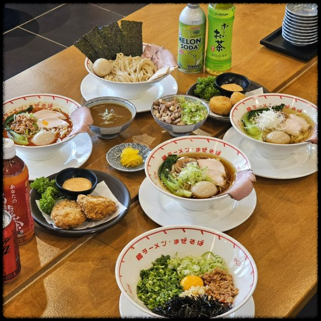 생생정보 방영! 성수동 라멘 맛집 ‘멘토부 성수본점’ 쇼유라멘 VS 마제소바
