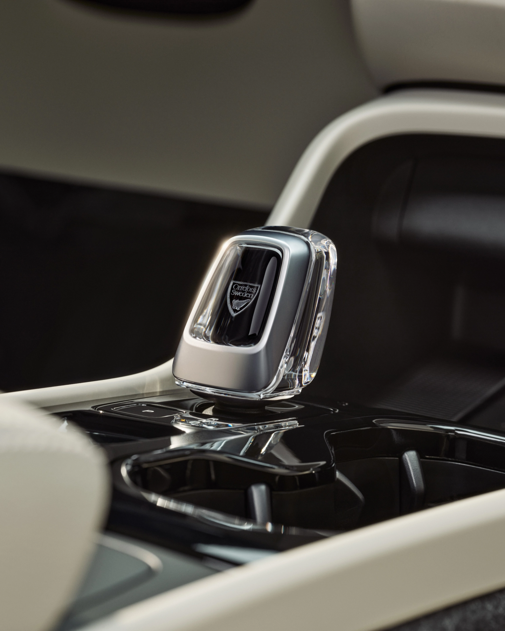 2025 볼보 XC40: 최신 전기차 기술과 성능 비교 분석