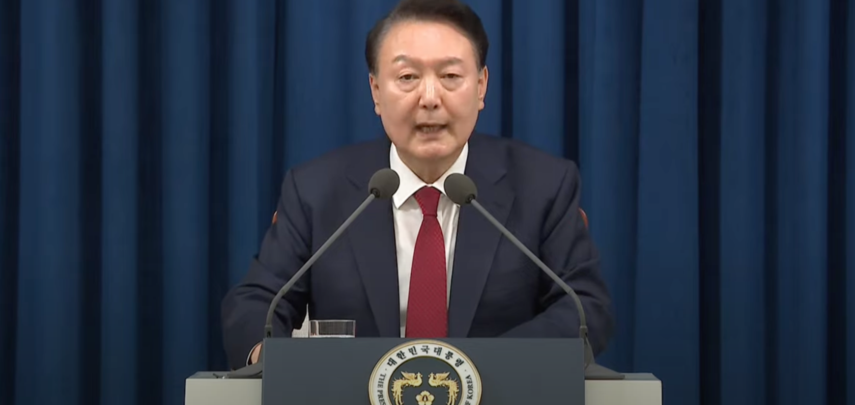 윤석열 대통령, 비상계엄 선포에 국회로 의원들 긴급소집