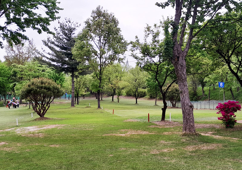 완주 둔산파크골프장. 전북 완주군 둔산3로 94 둔산공원 내