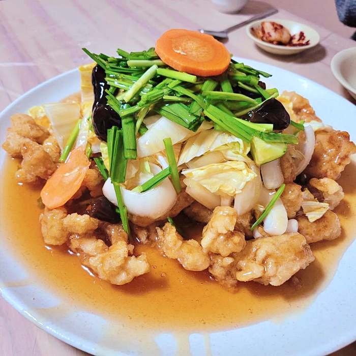 토요일은 밥이좋아 토밥좋아 평창 횡계 용평리조트 부추 탕수육 짜장 볶음밥 맛집