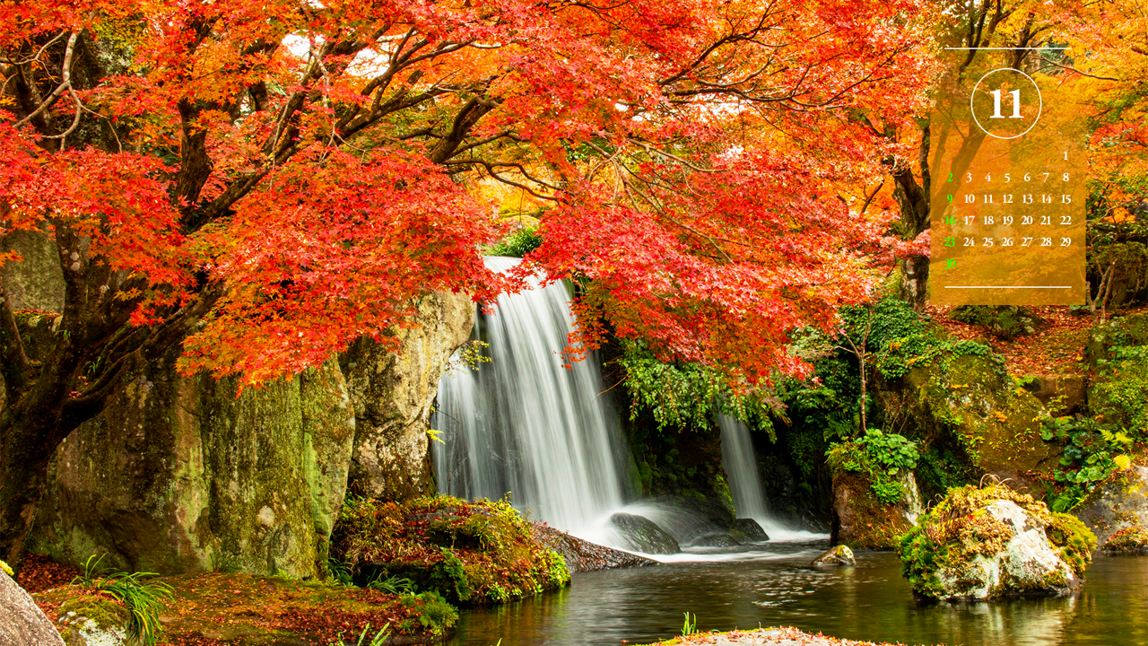 07 단풍과 폭포 A - 2025년11월 노트북배경화면