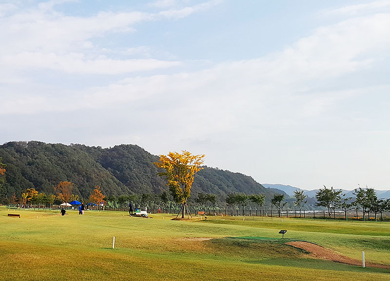 경기도 연천파크골프장. 경기도 연천군 군남면 진상리 610번지. 규모: A,B,C,D코스 각9홀 총36홀