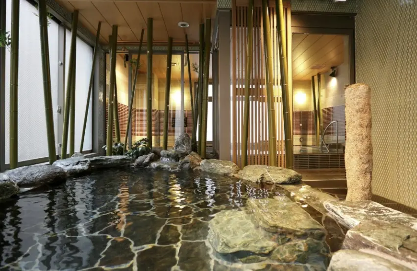 오사카-대욕장-호텔-도미인