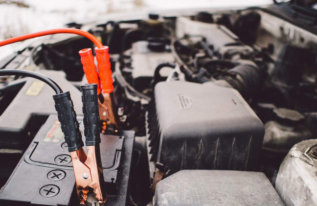 겨울철 자동차 베터리 방전 사진