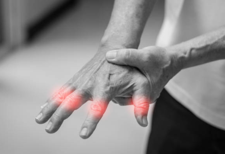 손가락 관절 통증