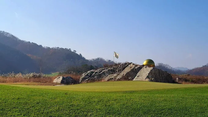춘천 '휘슬링락 컨트리클럽' 골프장 소개 및 예약방법