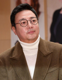 40대후반인줄 알았는데 환갑이 넘은 톱스타들 TOP 9