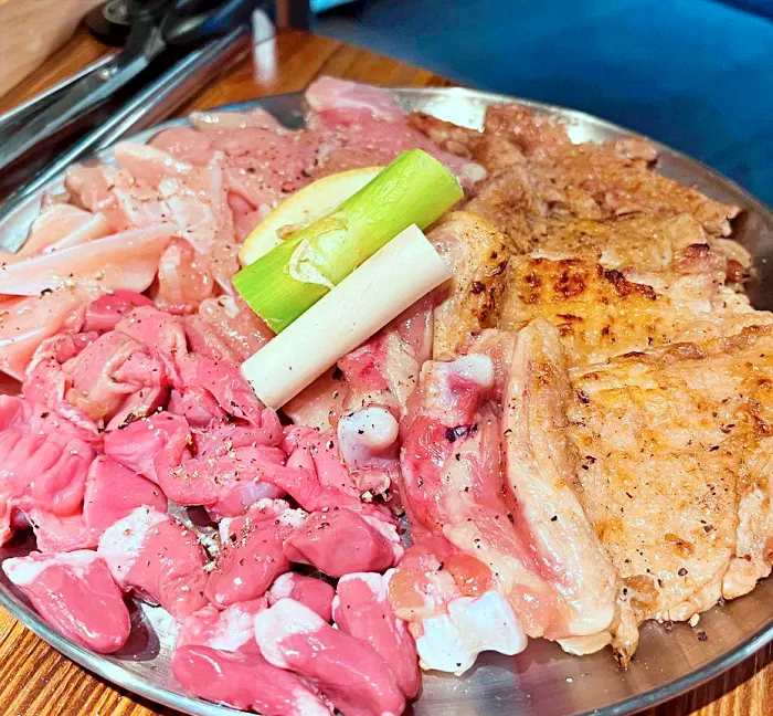 강남, 압구정 로데오 맛집 닭고기 염통, 근위, 연골, 안심, 목살, 사이소금 허벅지살